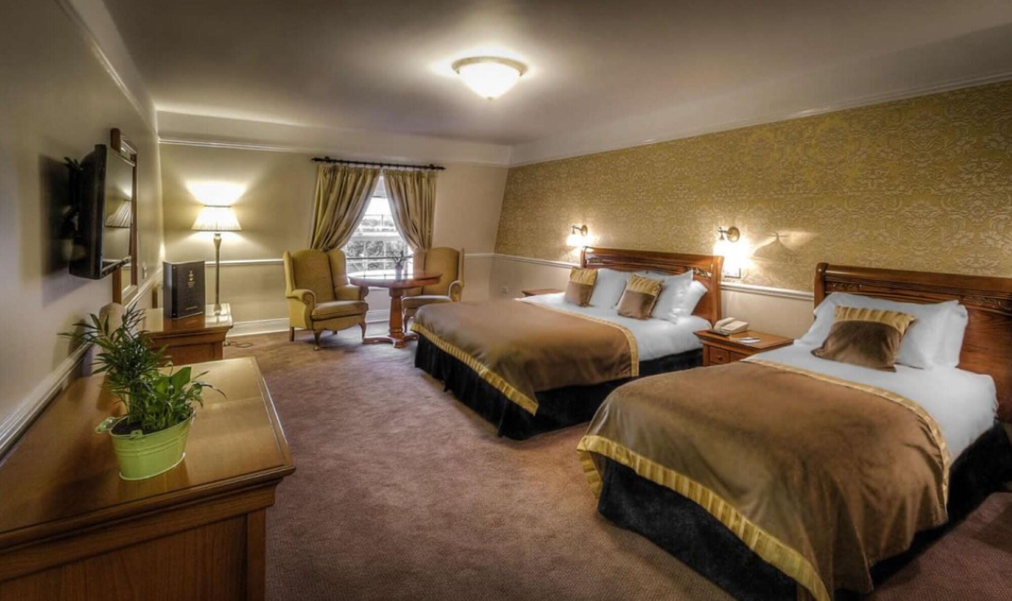 Celbridge Manor Hotel Extérieur photo